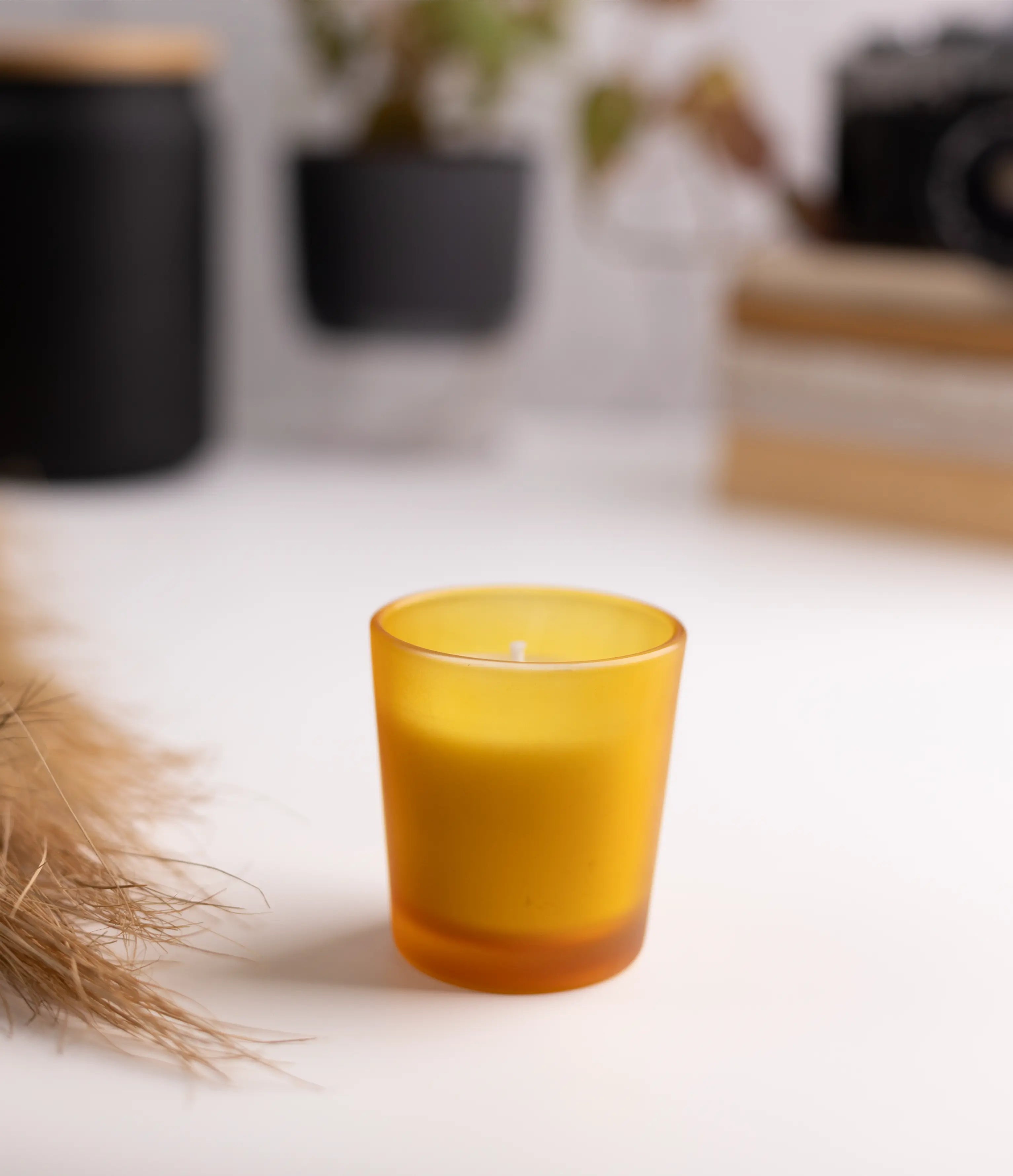 FROSTED GOLD SHORT CANDLE 75G